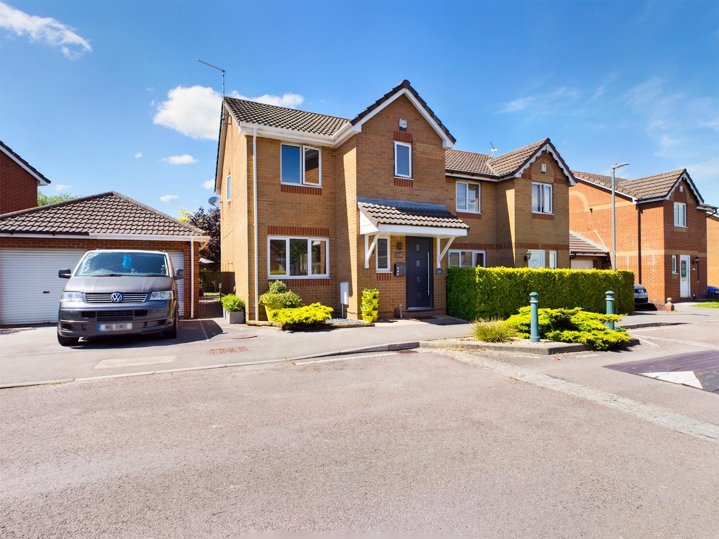 Pinkers Mead, Emersons Green, Bristol LetsMoveUK